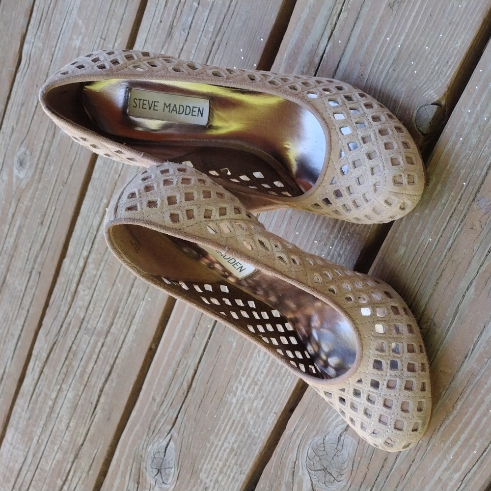 Steve Madden Cut Out Heels